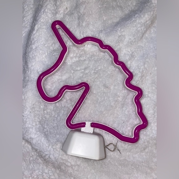 Led Light-Up Unicorn Desk Light pink night light - Picture 4 of 5